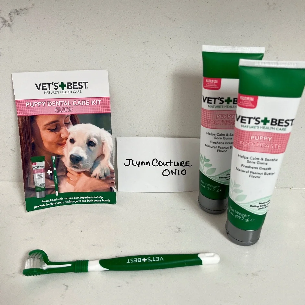 Vet's Best Dog Toothbrush & Toothpaste Kit - Dog Teeth Cleaning 3.5oz PB flavor